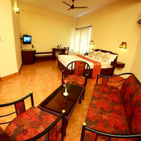 Michaels Inn Thekkady Exteriér fotografie