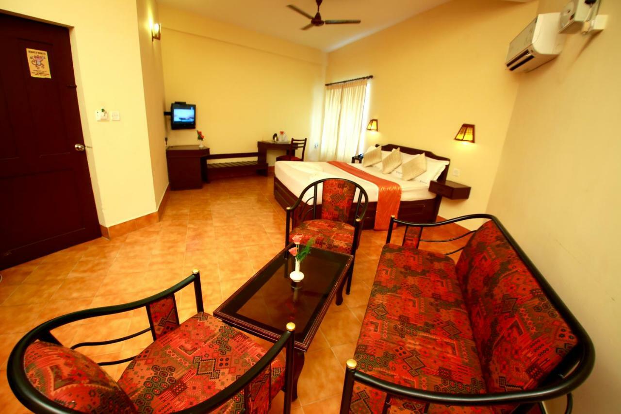 Michaels Inn Thekkady Exteriér fotografie